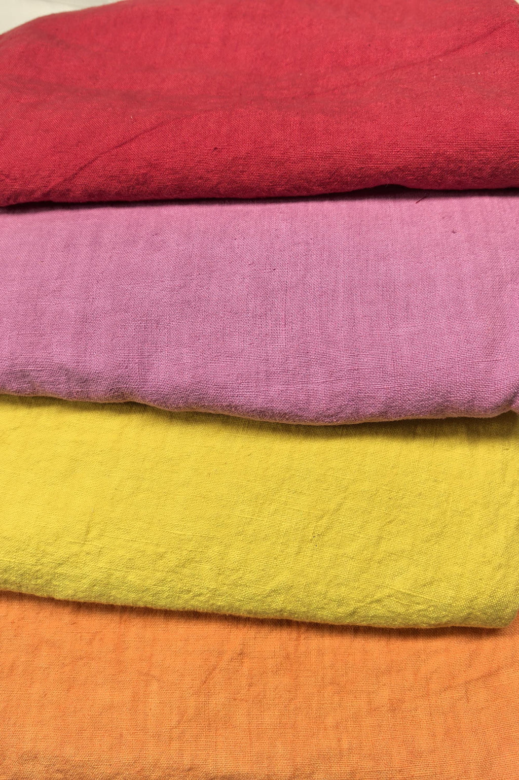 Gelbes Leinenkleid Midi handgemachtes minimalistisches Sommerkleid Damenbekleidung aus Naturfasern